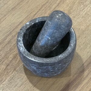 Gray Marble Mortar and Pestle